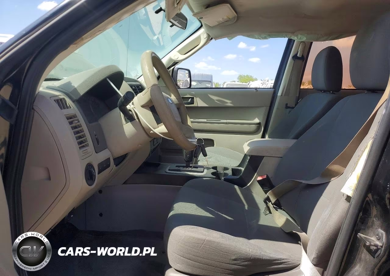 2012 Ford Escape Xls VIN:1FMCU0C73CKC17590 - 7
