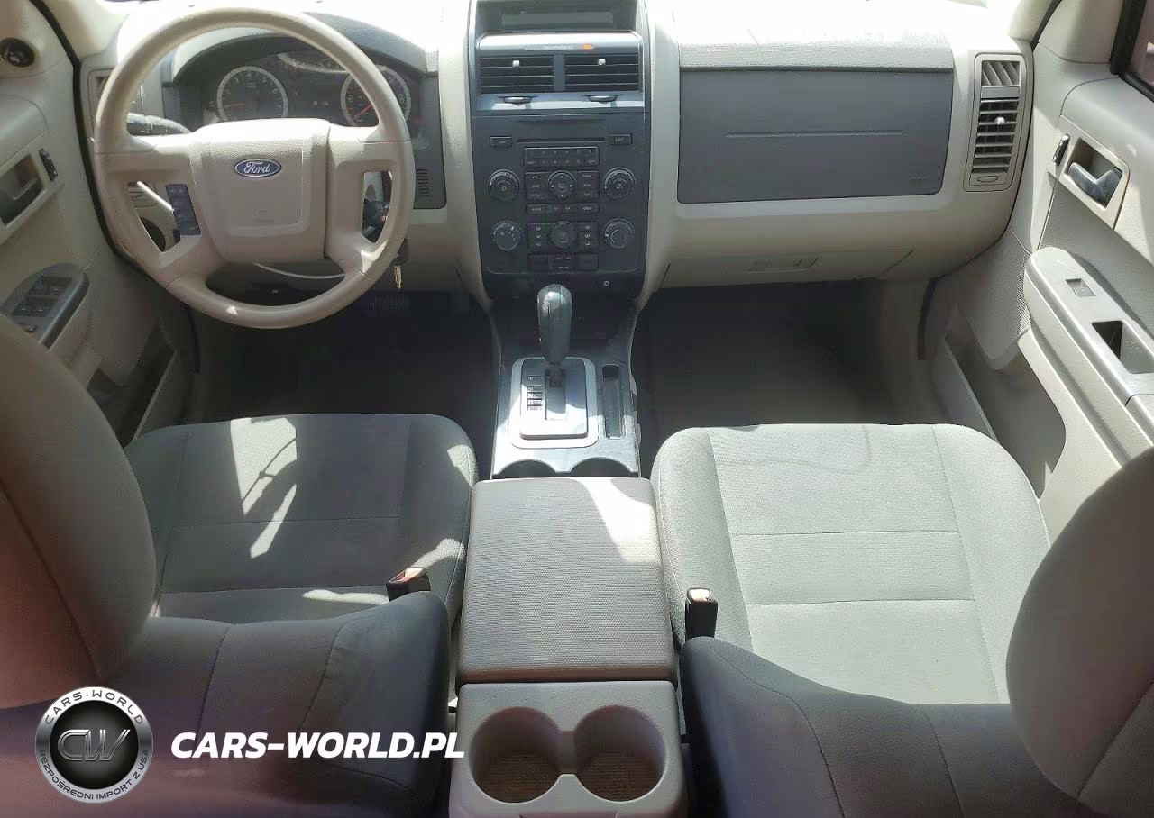 2012 Ford Escape Xls VIN:1FMCU0C73CKC17590 - 8