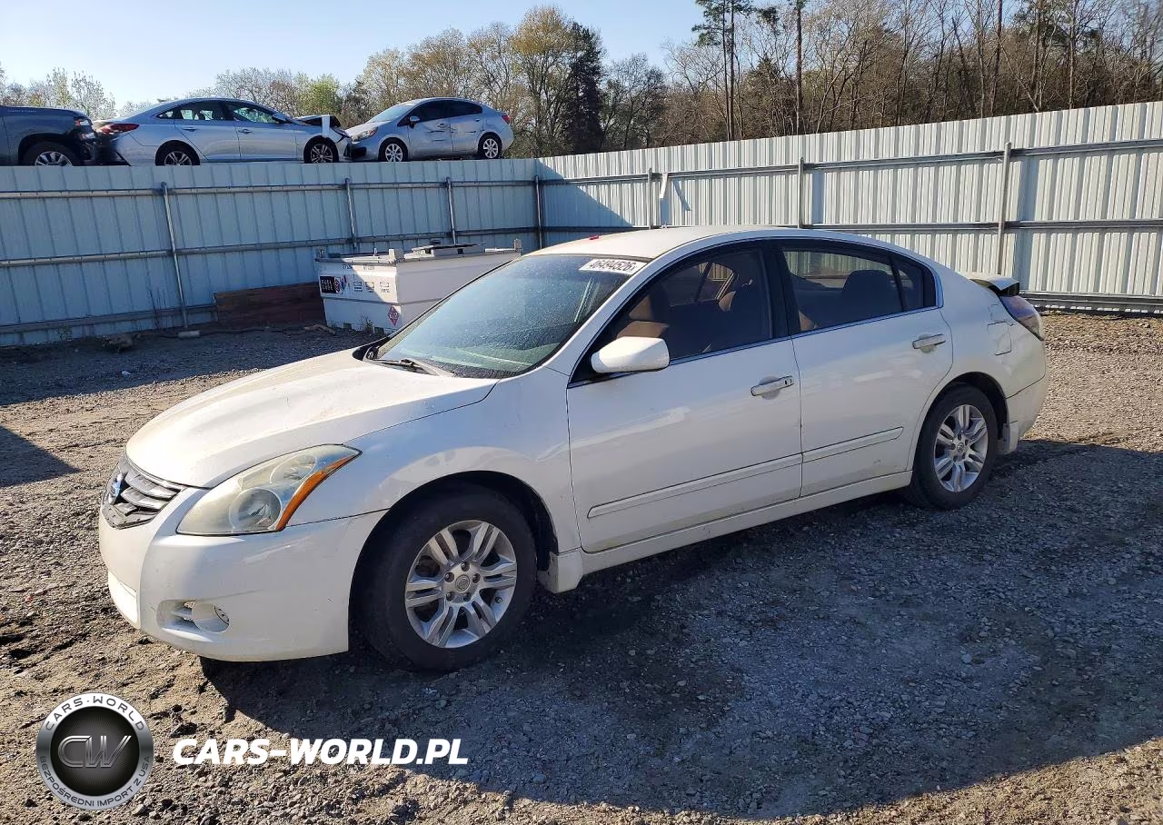 2011 Niss Altima S W-Continuou