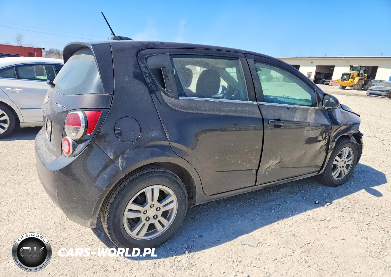 2015 Chevrolet Sonic Lt VIN:1G1JC6SH5F4130139 - 3