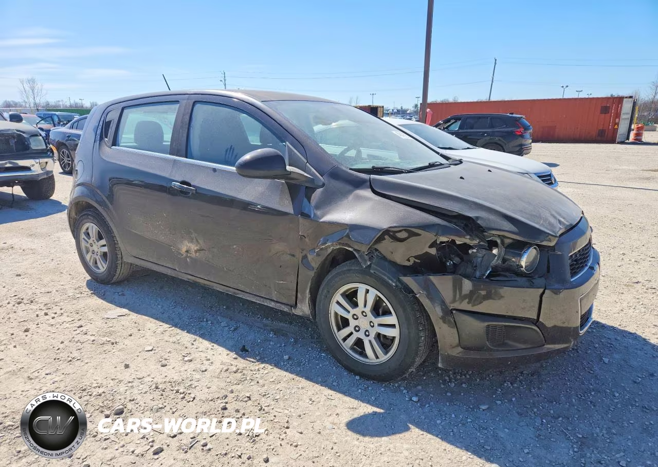 2015 Chevrolet Sonic Lt VIN:1G1JC6SH5F4130139 - 4