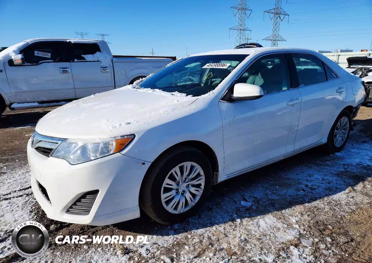 2012 TOYOTA CAMRY LE