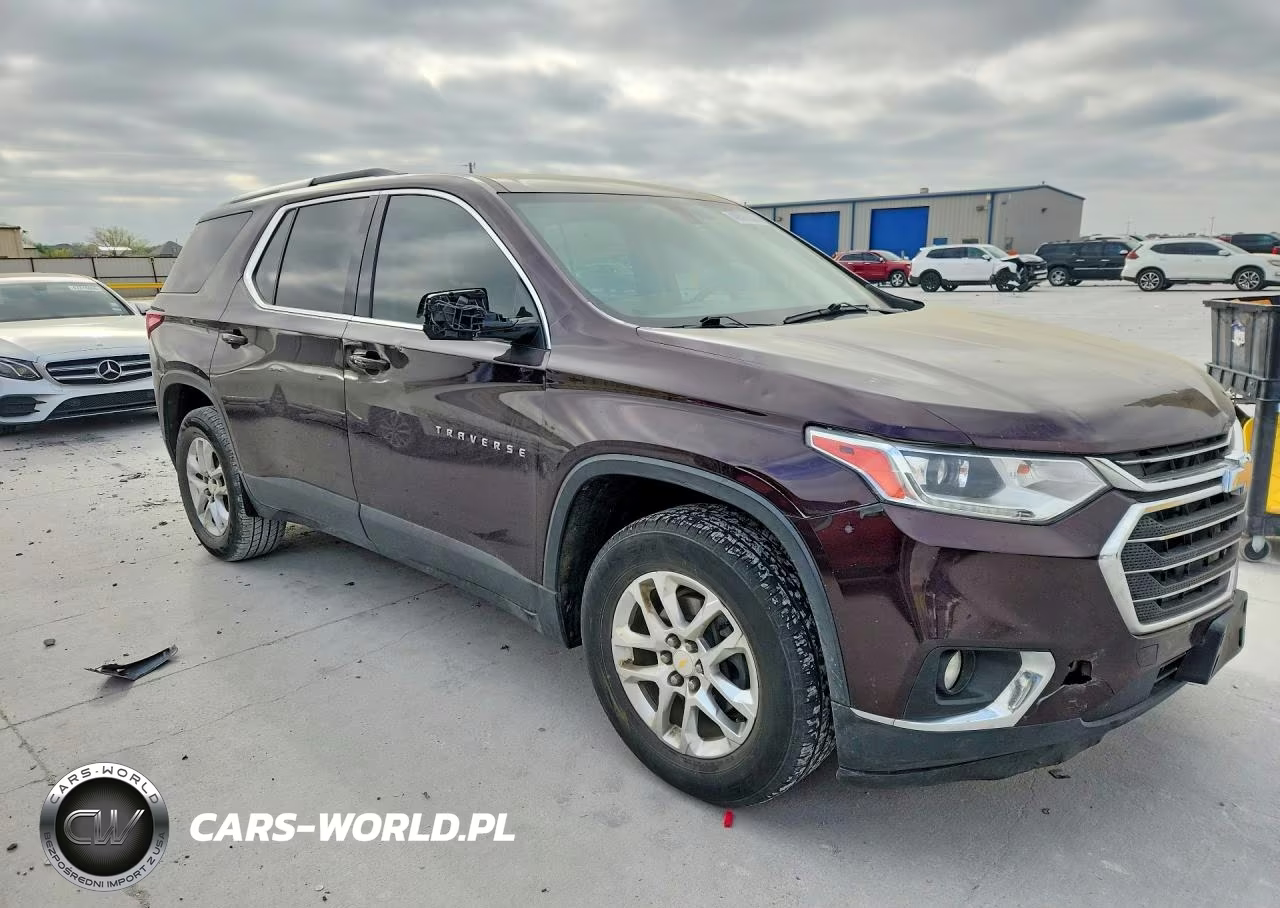 2018 Chevrolet Traverse Lt VIN:1GNERGKW0JJ285548 - 4
