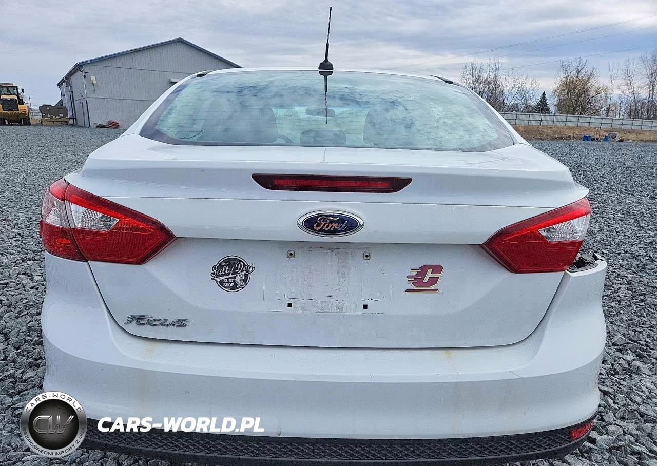 2013 Ford Focus S VIN:1FADP3E25DL348864 - 6