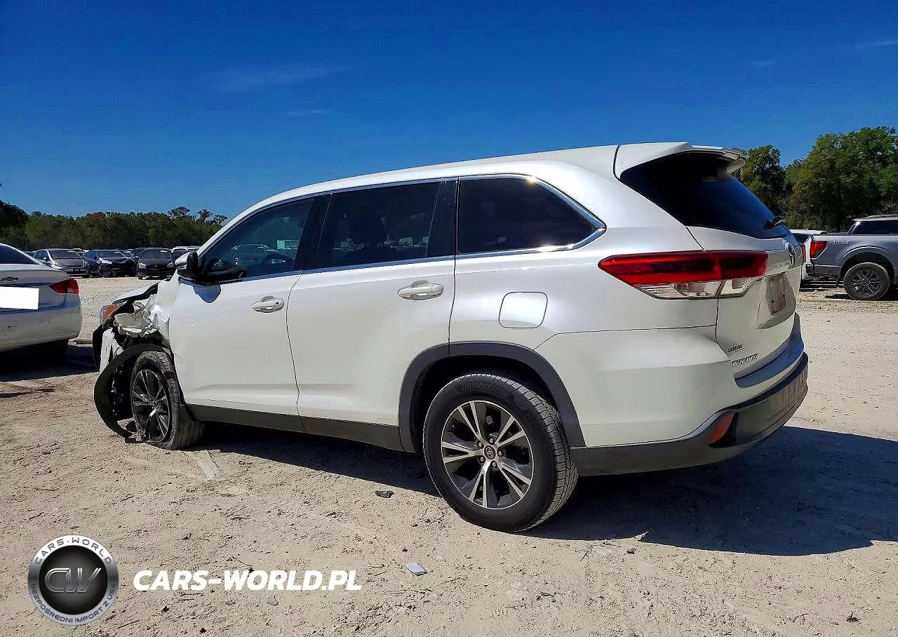 2019 Toyota Highlander Le VIN:5TDZARFH2KS044457 - 2