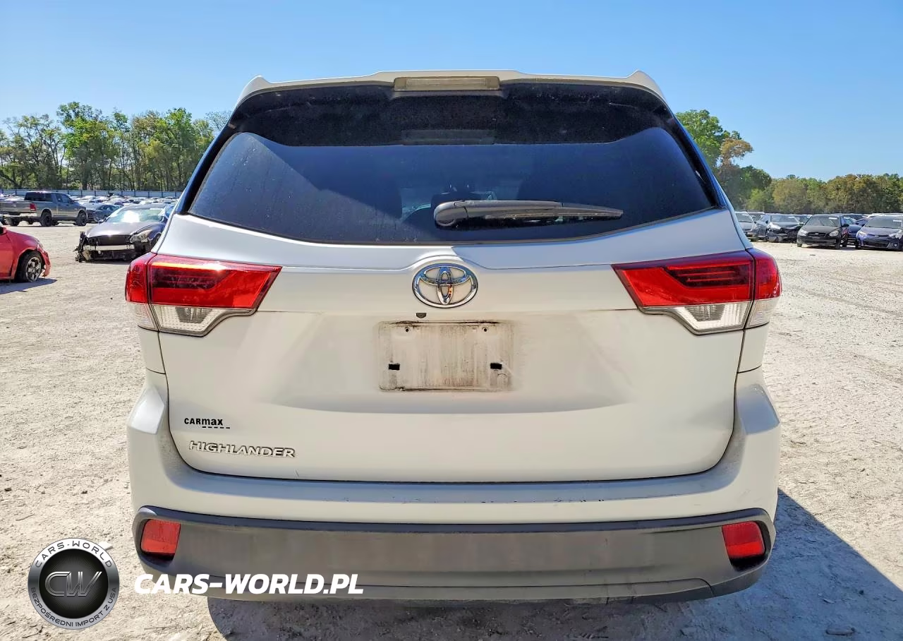 2019 Toyota Highlander Le VIN:5TDZARFH2KS044457 - 6