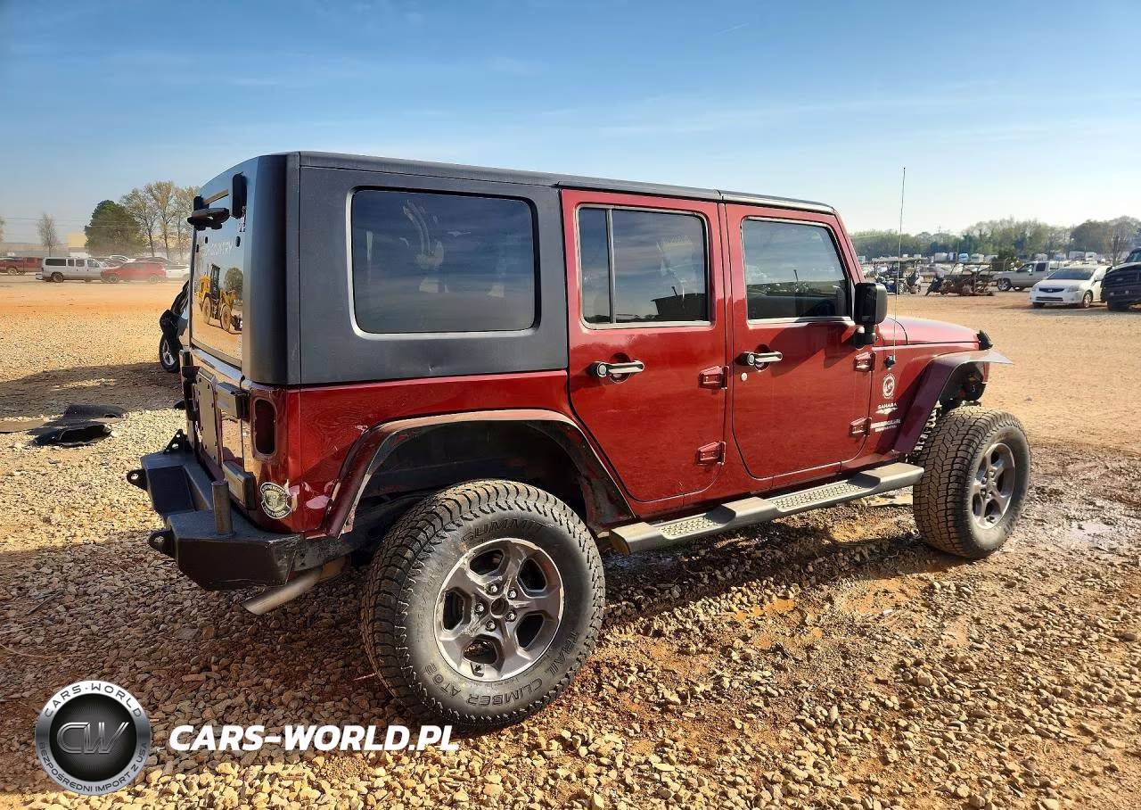 2008 Jeep Wrangler Unlimited Sahara VIN:1J4GA59148L611707 - 3