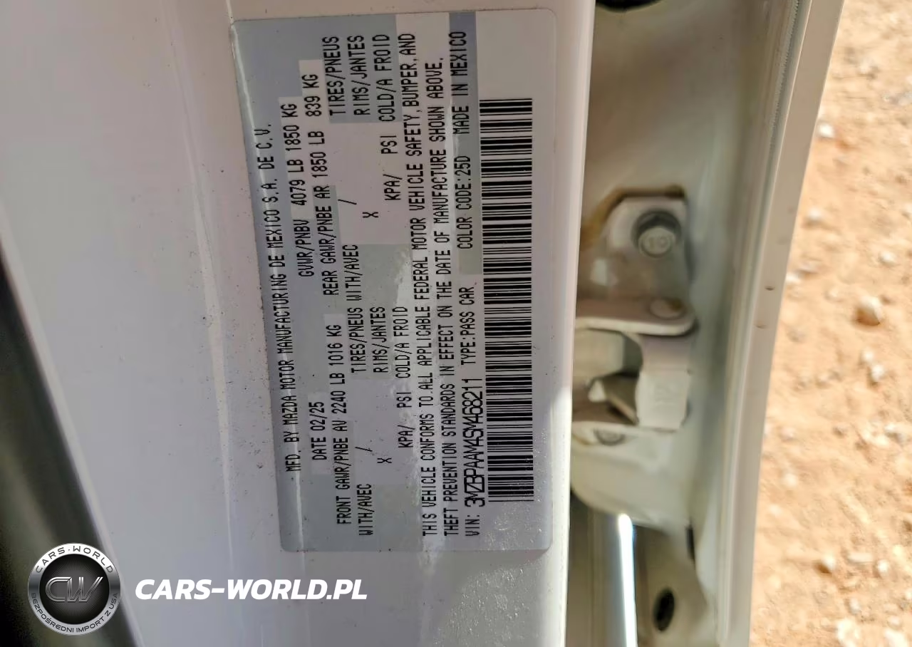 2025 Mazda 3 VIN:3MZBPAAM4SM468211 - 12