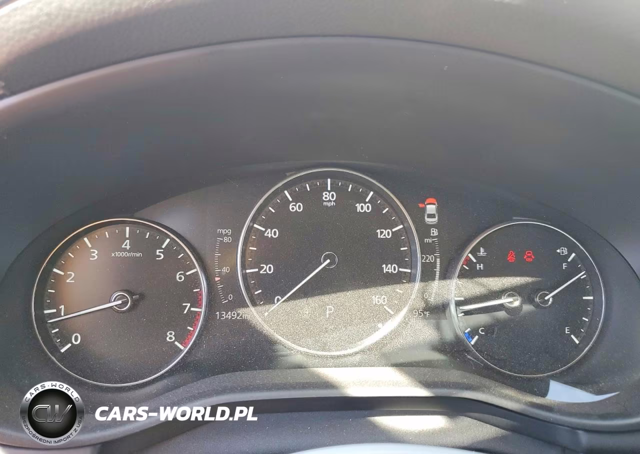 2025 Mazda 3 VIN:3MZBPAAM4SM468211 - 9