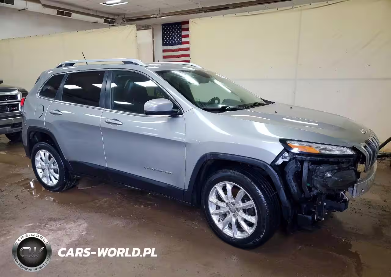 2015 Jeep Cherokee Limited VIN:1C4PJMDS1FW779087 - 4