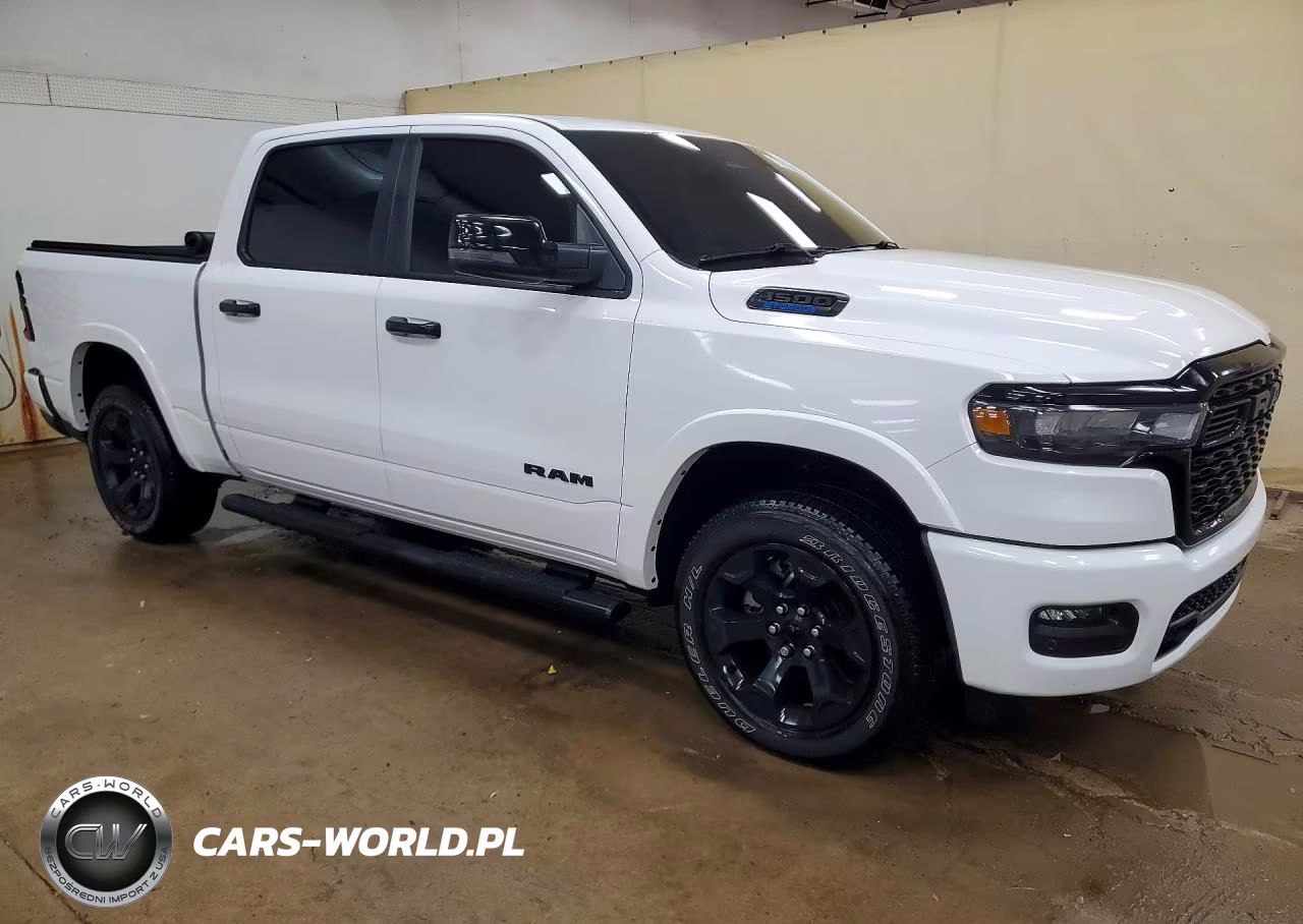 2025 Ram 1500 Big Horn VIN:1C6RRFFG5SN205363 - 4
