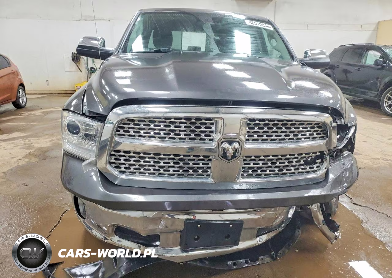 2015 Ram 1500 Laramie VIN:1C6RR7VM5FS563793 - 5
