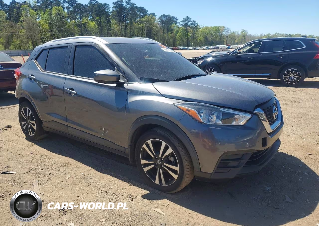 2020 Nissan Kicks Sv VIN:3N1CP5CV6LL553310 - 4