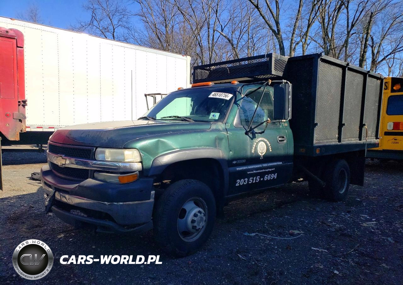 2002 Chevrolet Silverado Chipper Truck