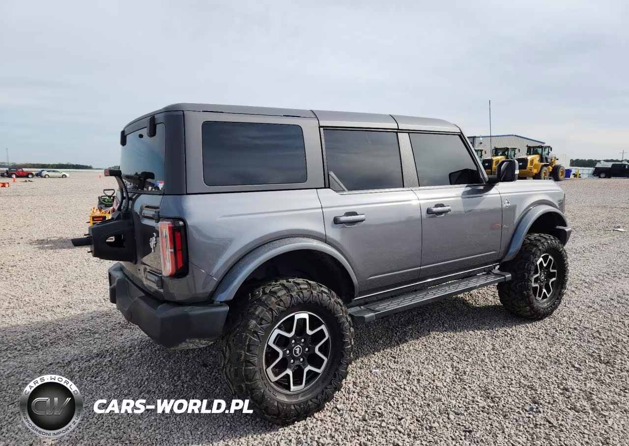 2023 Ford Bronco Base VIN:1FMEE5BP9PLB89976 - 3