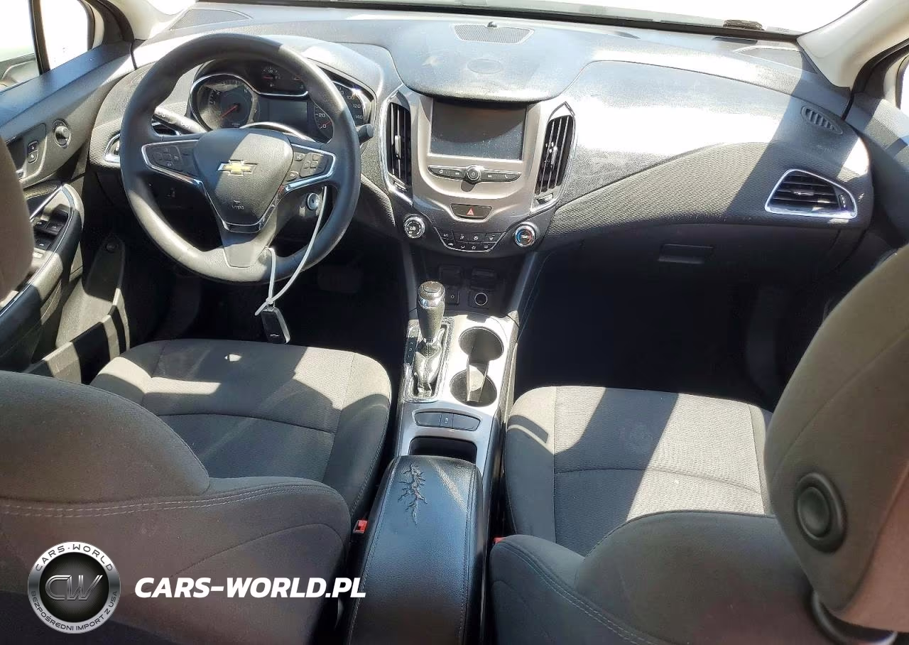 2017 Chevrolet Cruze Lt VIN:1G1BE5SM7H7226443 - 8
