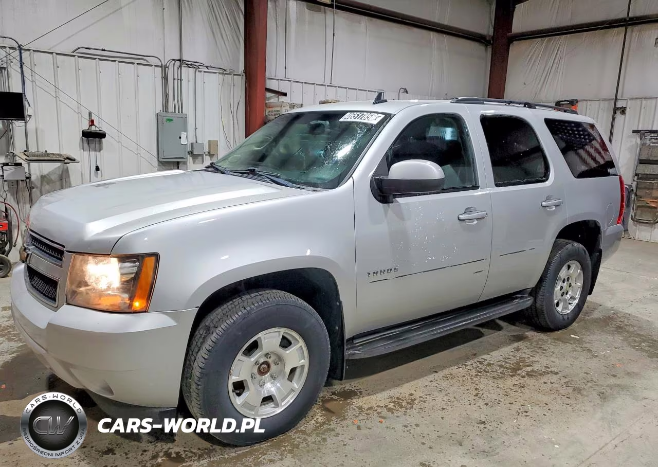 2010 Chevrolet Tahoe K1500 Ls – zdjęcie 1 z 13