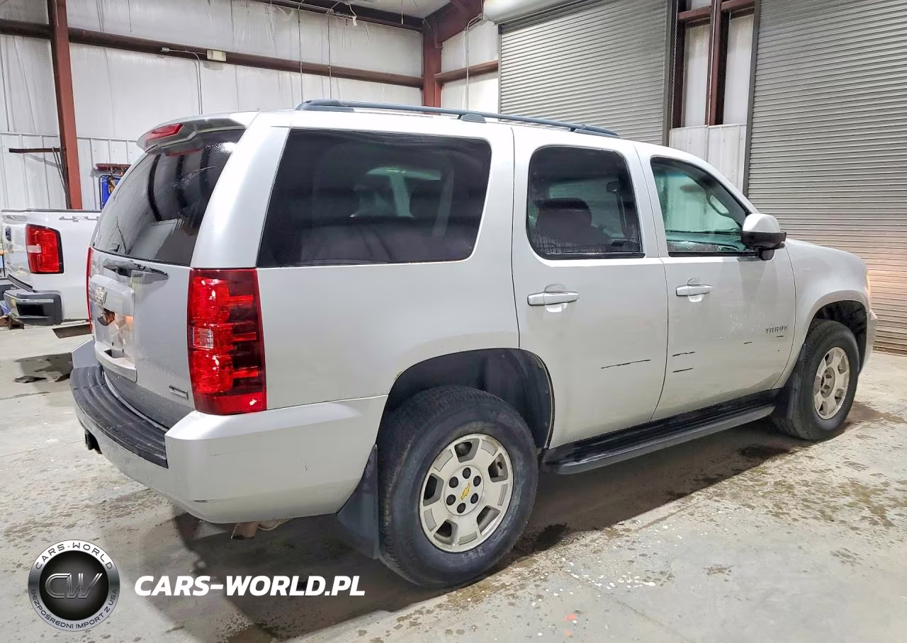 2010 Chevrolet Tahoe K1500 Ls VIN:1GNUKAE00AR122520 - 3