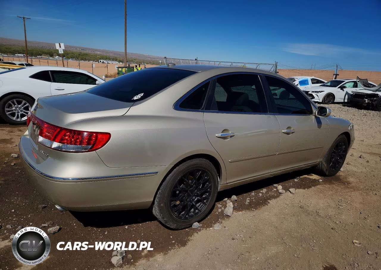 2008 Hyundai Azera Limited VIN:KMHFC46F48A321299 - 3