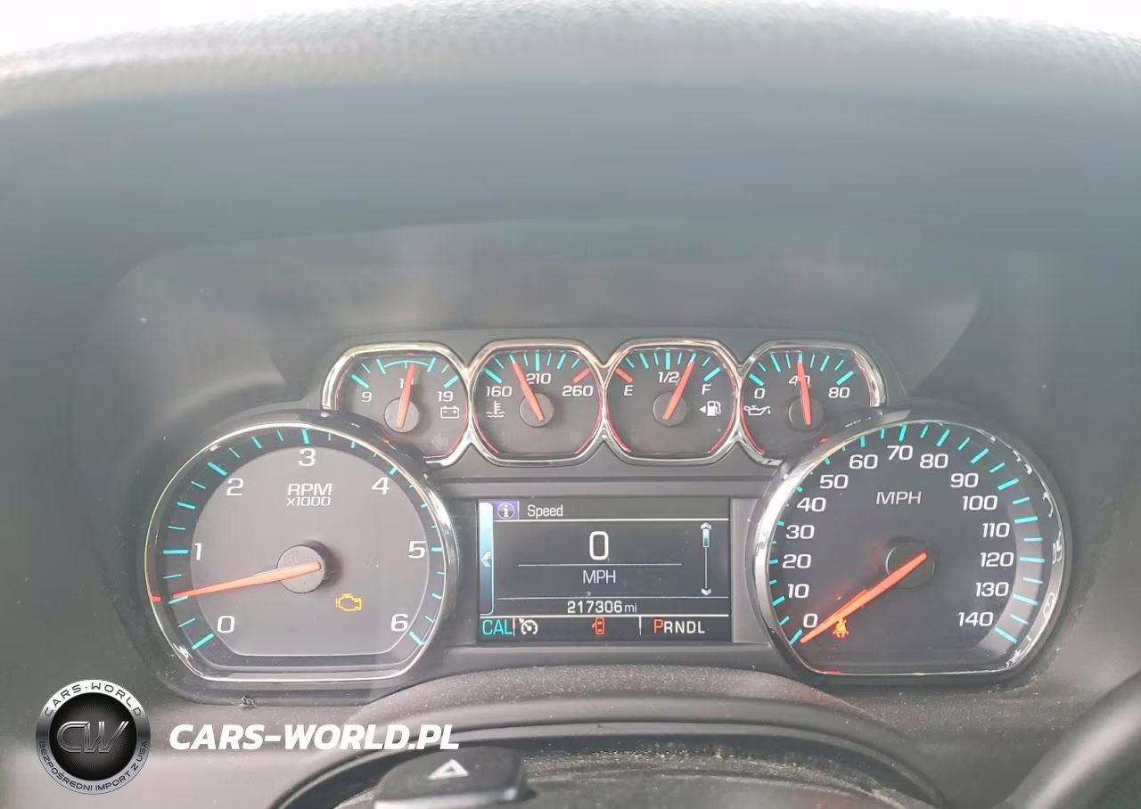 2018 Chevrolet Suburban K1500 Ls VIN:1GNSKGKC0JR310530 - 9