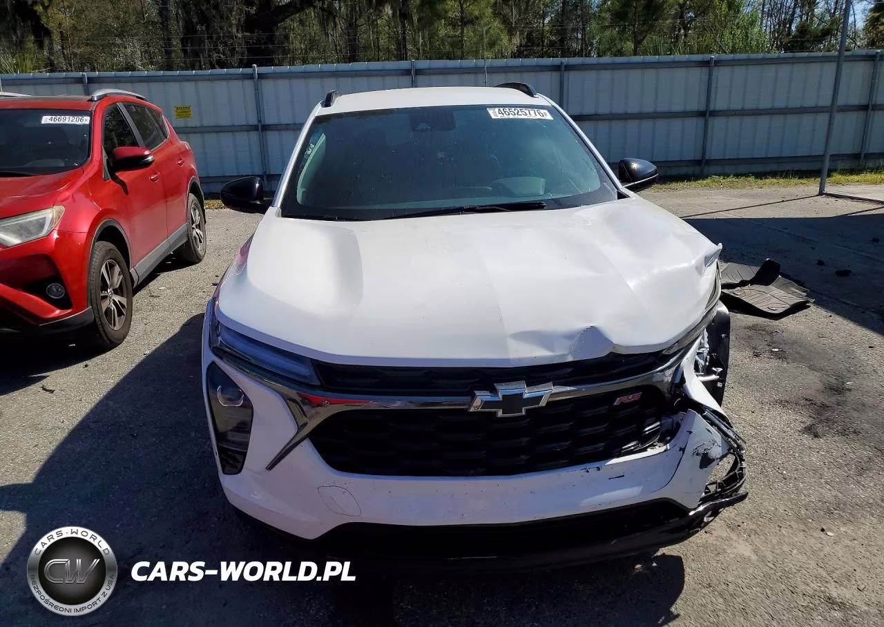 2025 Chev Trax 2Rs VIN:KL77LJEP8SC074847 - 5