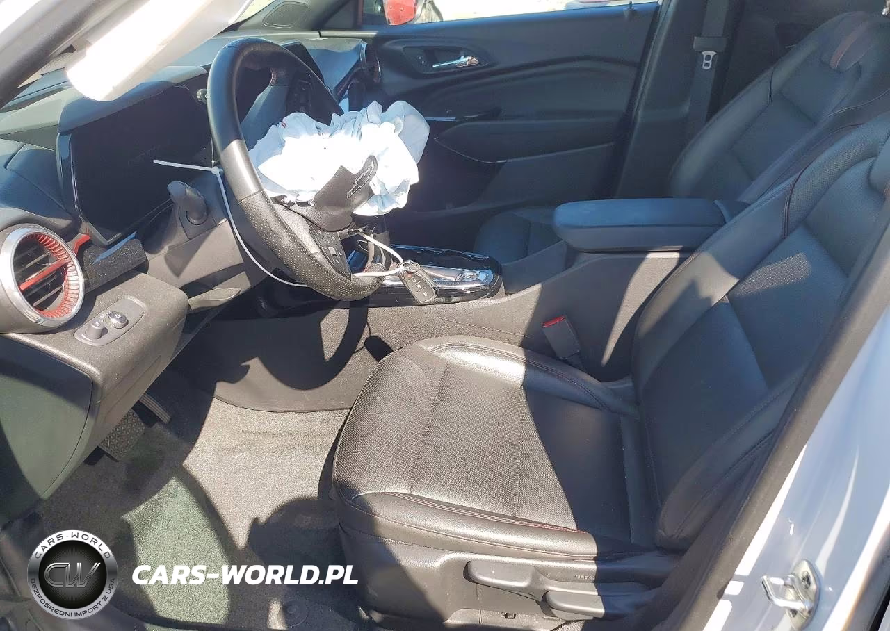2025 Chev Trax 2Rs VIN:KL77LJEP8SC074847 - 7