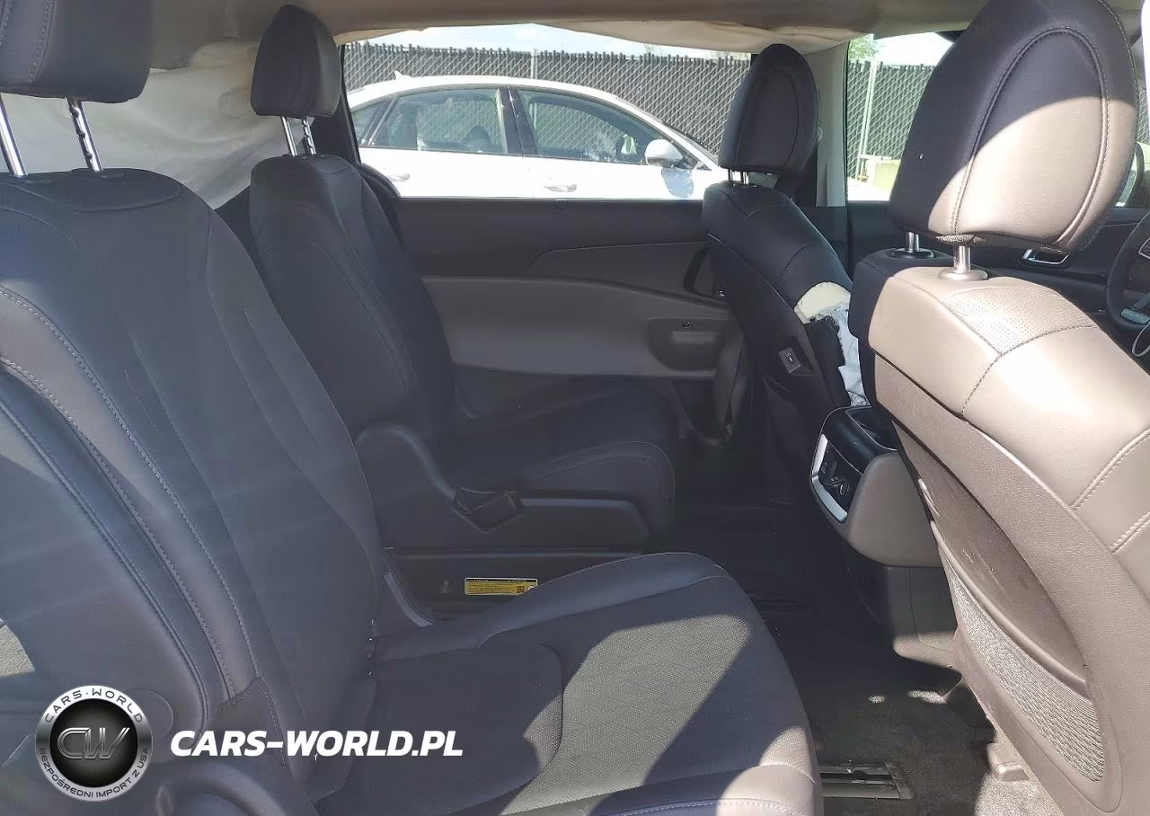 2026 Kia Carnival Hybrid Sx VIN:KNDNE5KA6T6109316 - 11