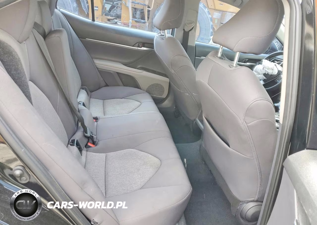 2024 Toyota Camry Le VIN:4T1C11AK1RU198704 - 10