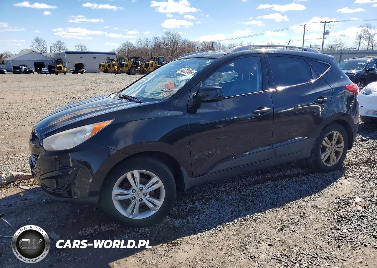 2011 Hyundai Tucson VIN:KM8JU3AC9BU244529 - 1