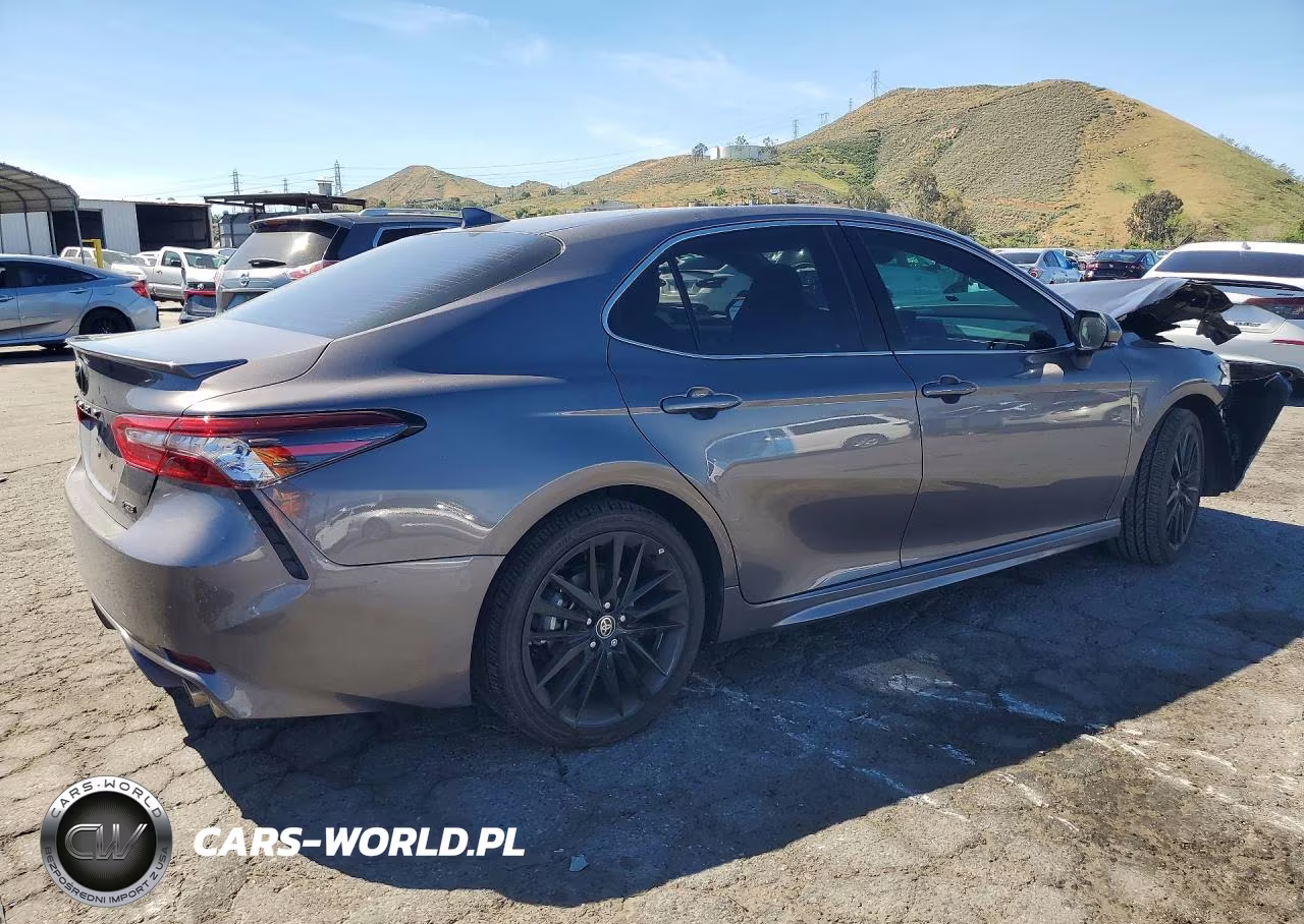 2024 Toyota Camry Xse VIN:4T1K61AKXRU903870 - 3