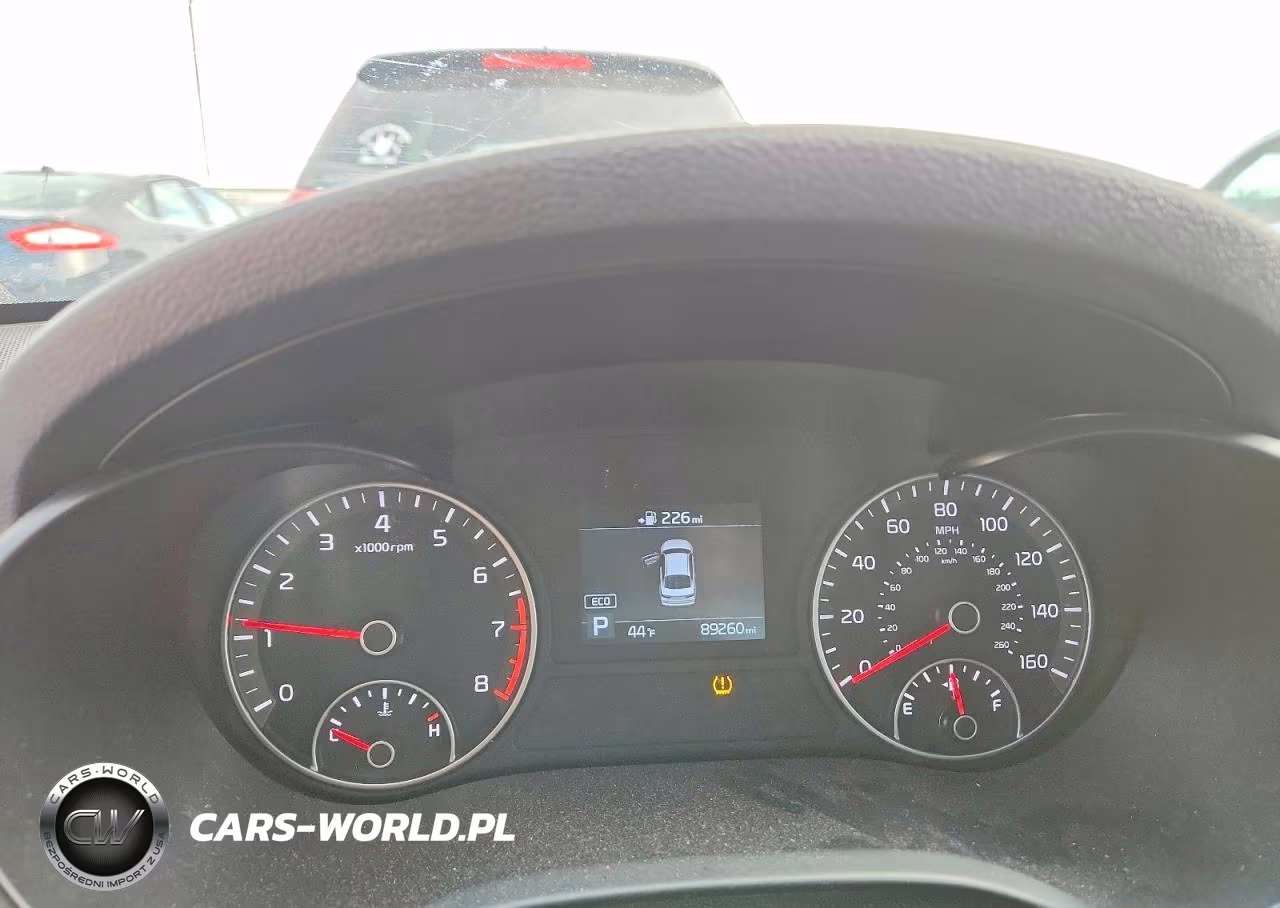 2019 Kia Optima S VIN:5XXGT4L32KG289161 - 9