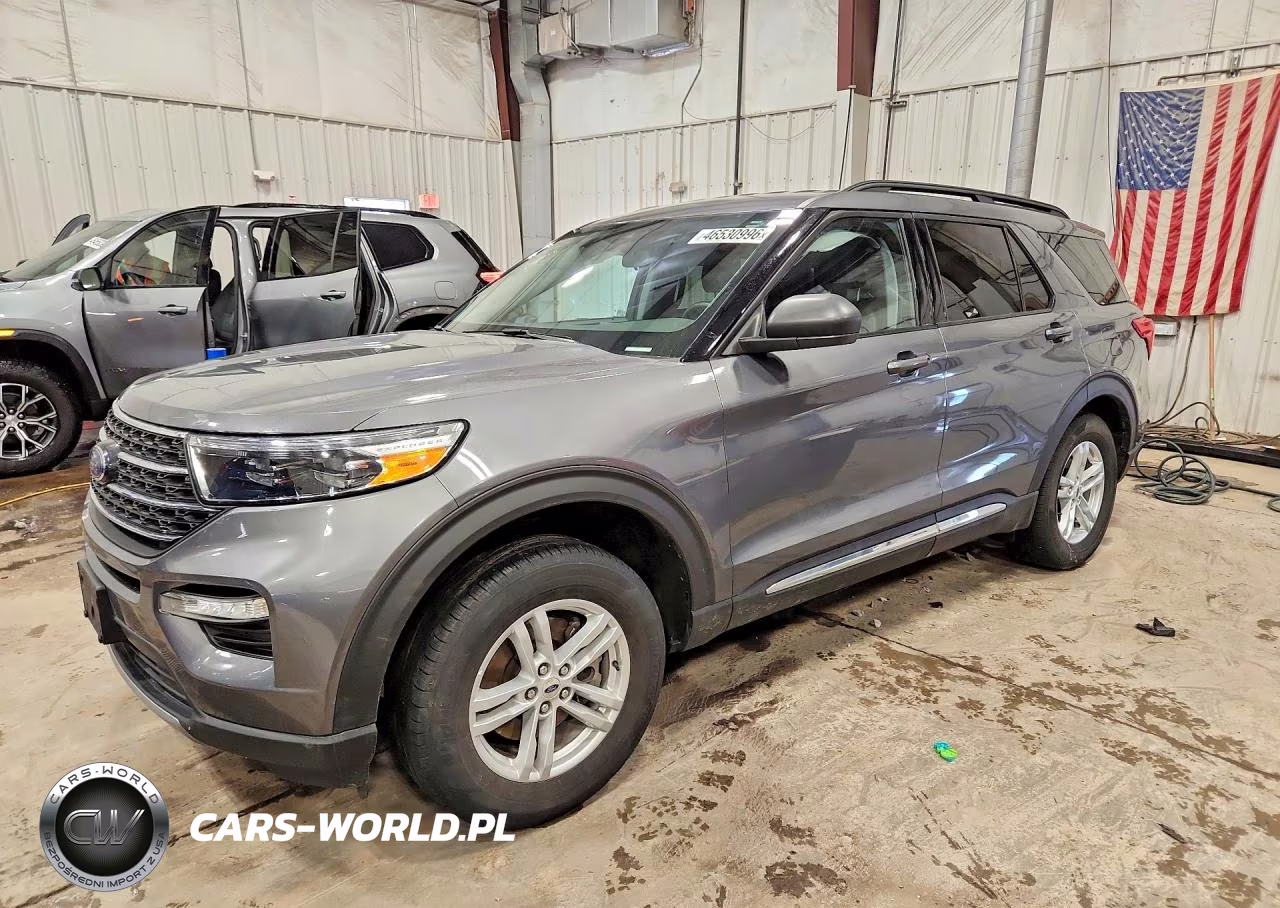 2022 Ford Explorer Xlt