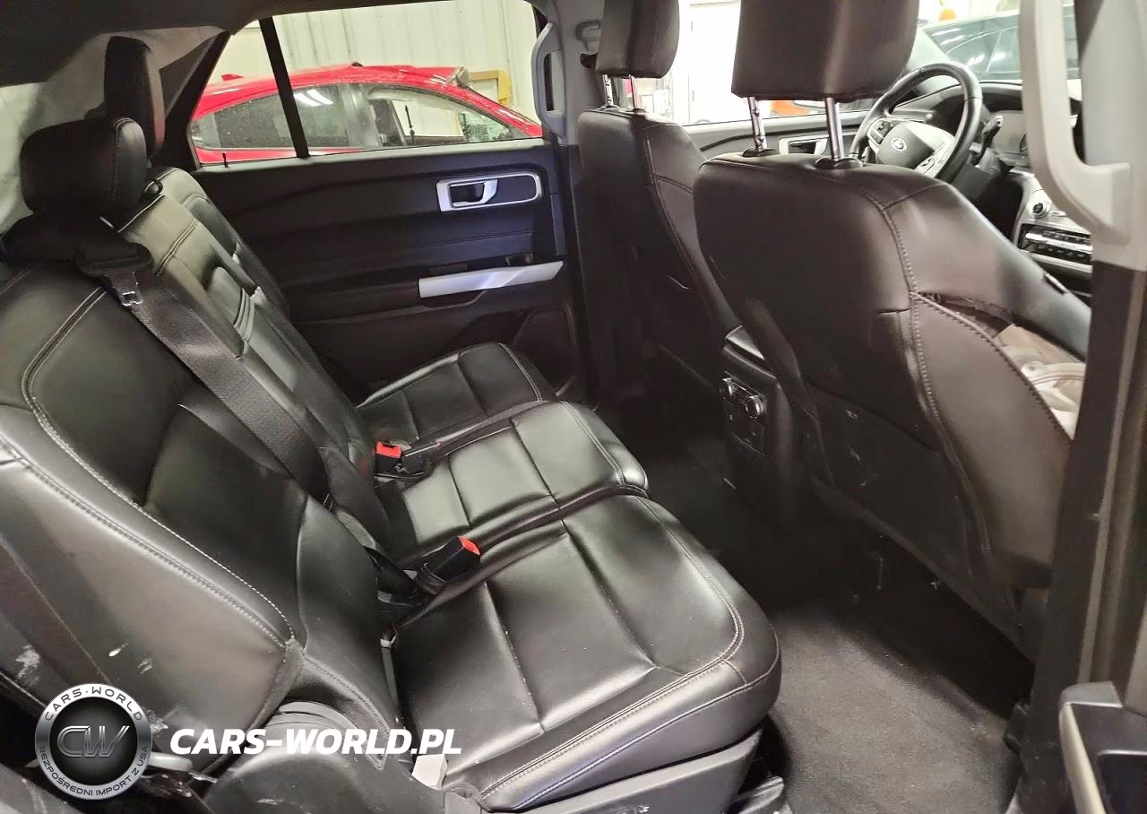 2022 Ford Explorer Xlt VIN:1FMSK8DH0NGA57259 - 11