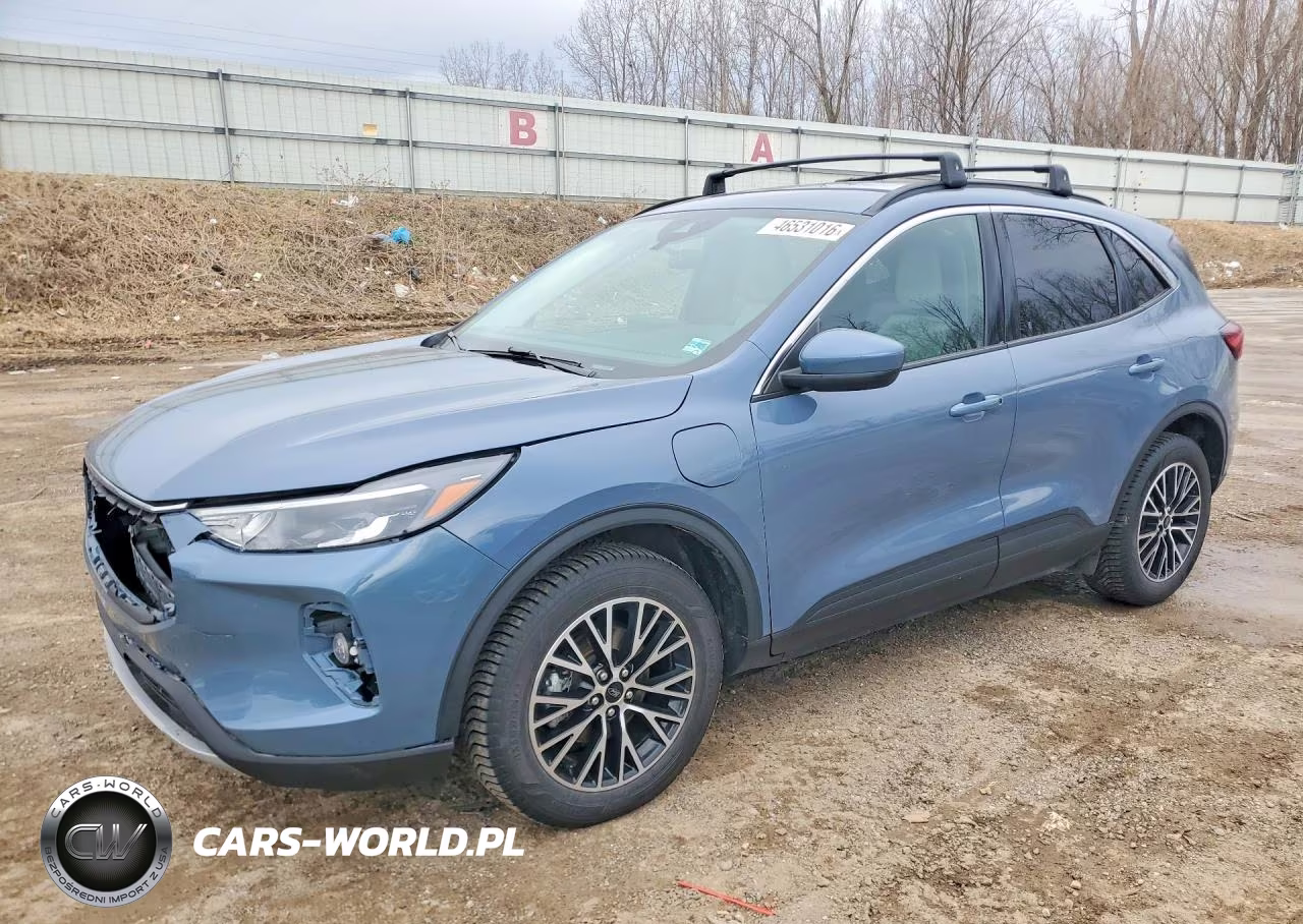 2023 Ford Escape