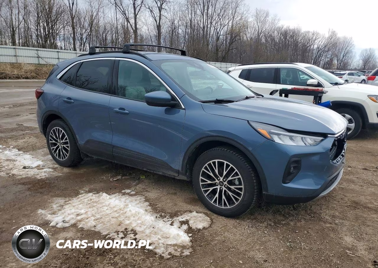 2023 Ford Escape VIN:1FMCU0E16PUB26459 - 4