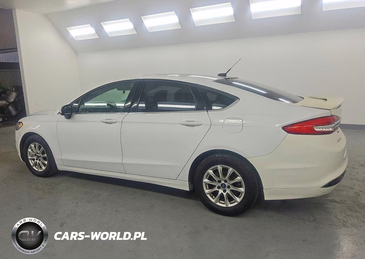 2017 Ford Fusion S VIN:3FA6P0G71HR367967 - 2