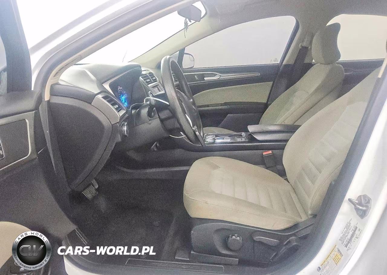 2017 Ford Fusion S VIN:3FA6P0G71HR367967 - 7