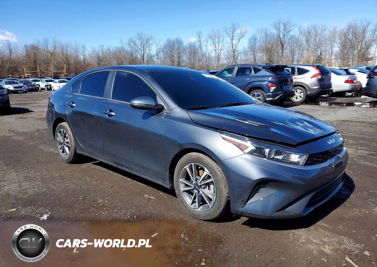 2024 Kia Forte Lxs VIN:3KPF24AD9RE835287 - 4
