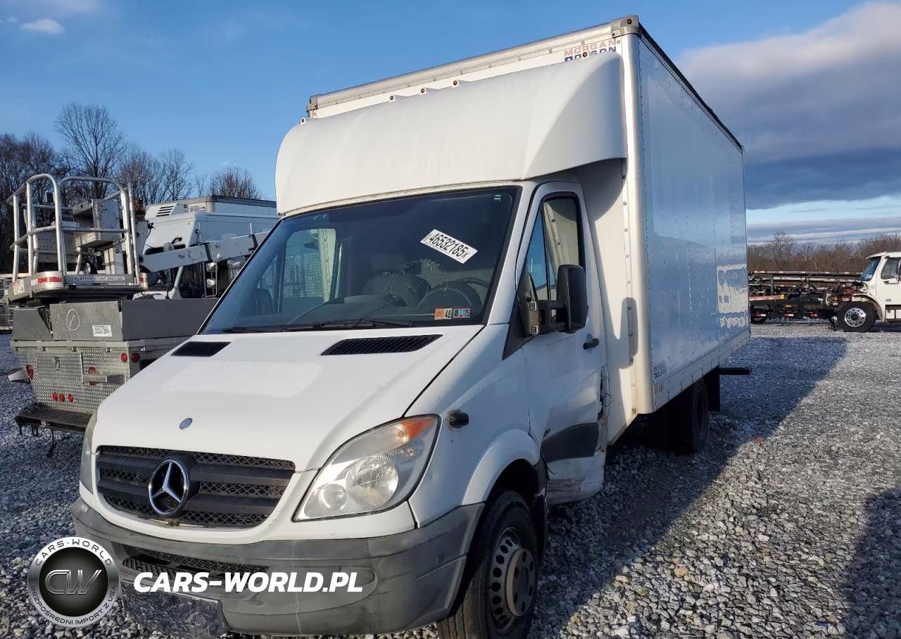 2012 Mercedes Benz Sprinter Box Truck