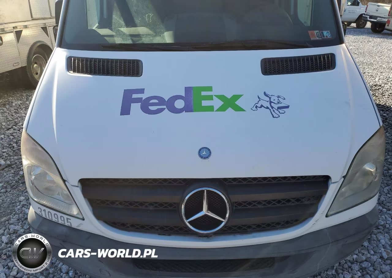 2012 Mercedes Benz Sprinter Box Truck VIN:WDAPF4CC8C9505989 - 12