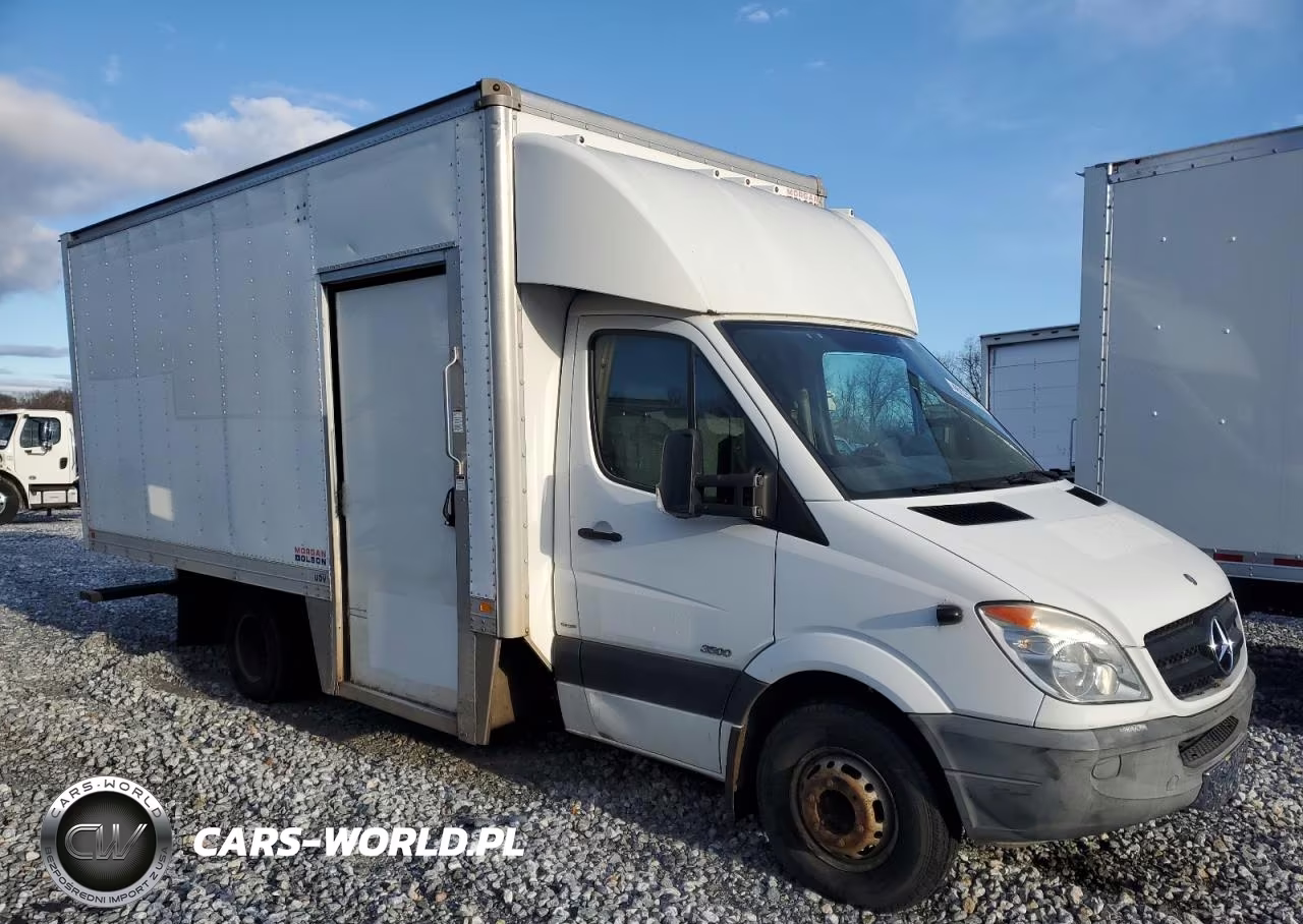 2012 Mercedes Benz Sprinter Box Truck VIN:WDAPF4CC8C9505989 - 4