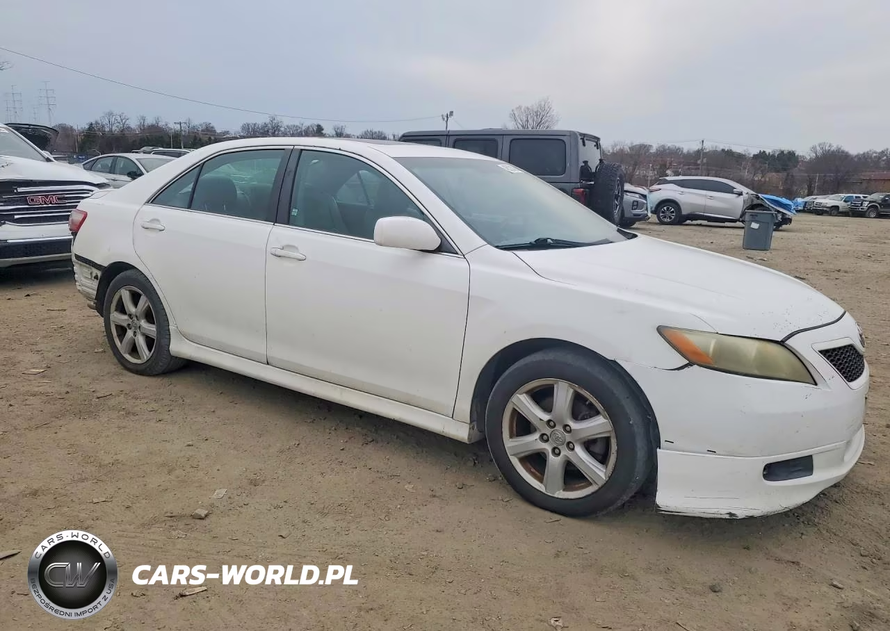 2008 Toyota Camry Se V6 VIN:4T1BK46KX8U562720 - 4