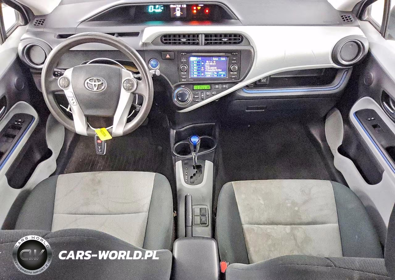 2012 Toyota Prius C Three VIN:JTDKDTB38C1026463 - 8