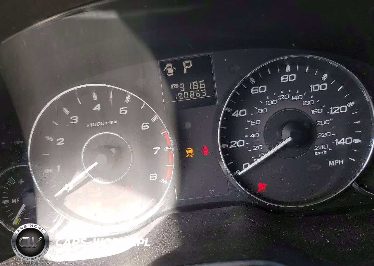 2012 Subaru Outback 2.5I Premium VIN:4S4BRBCC7C3297928 - 9