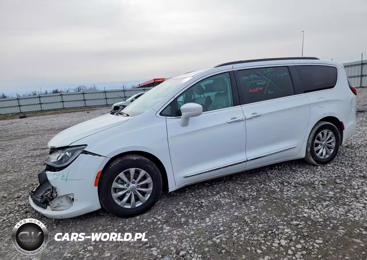 2017 Chrysler Pacifica Touring L