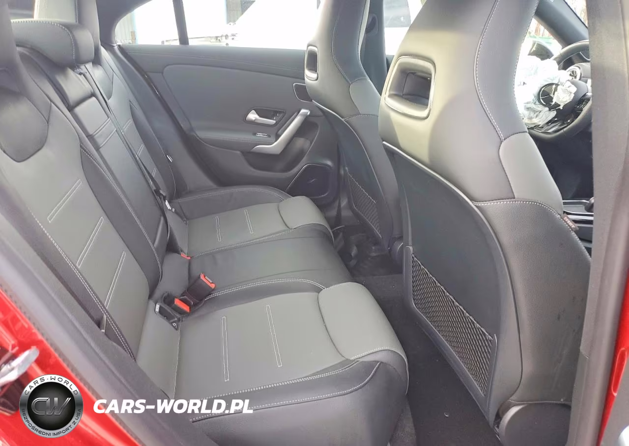 2025 Mercedes-Benz Cla Amg 35 4Matic VIN:W1K5J5BBXSN525884 - 10
