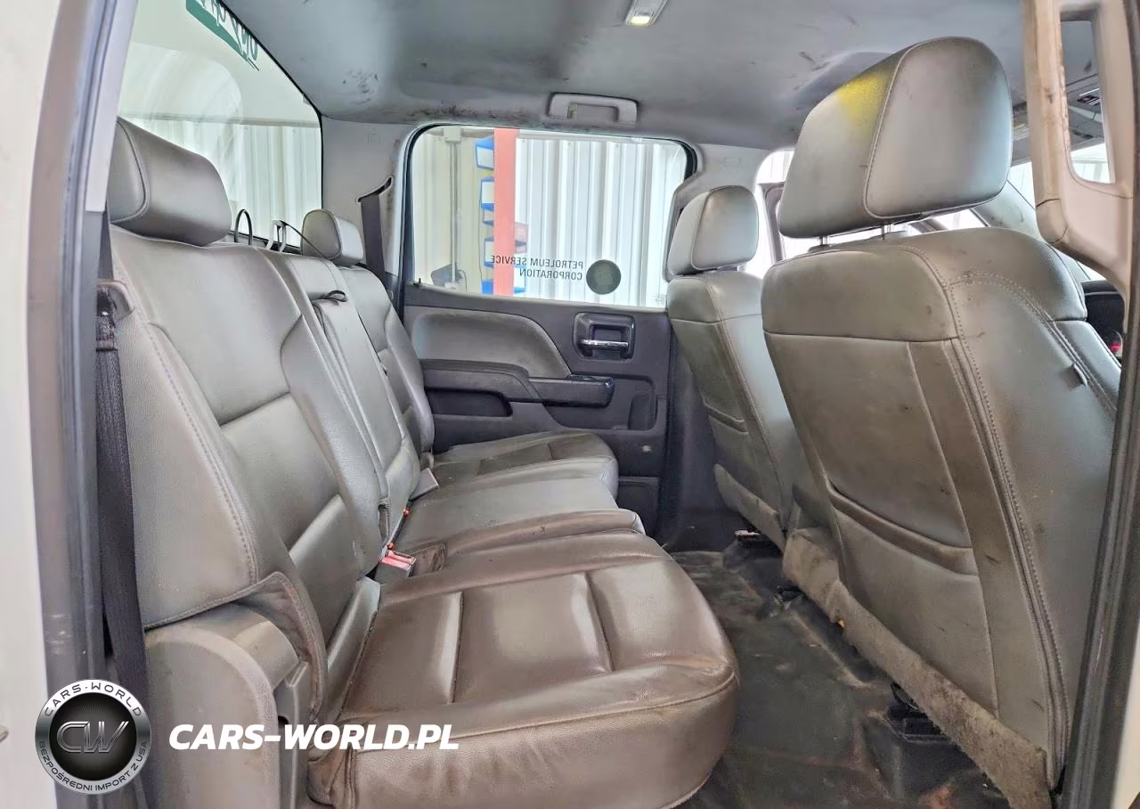 2018 Chevrolet Silverado C1500 VIN:3GCPCNEH3JG245681 - 10
