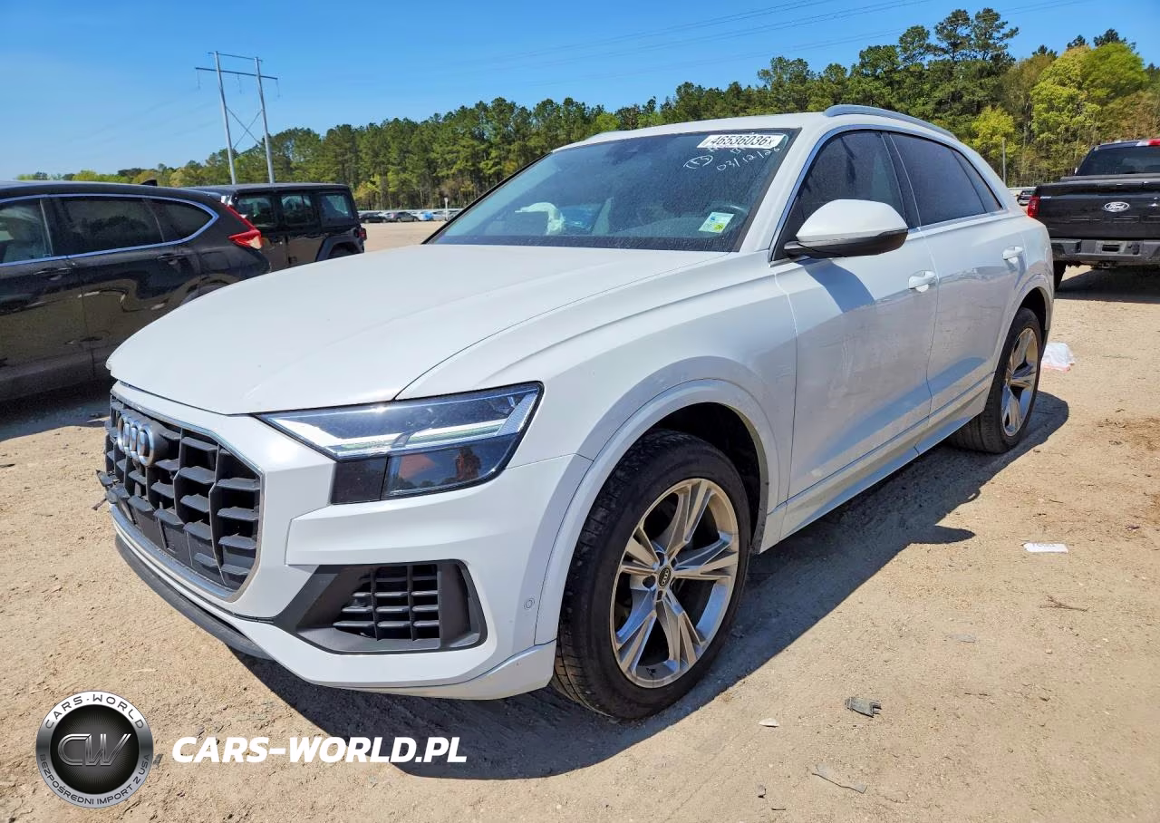 2022 Audi Q8 Premium