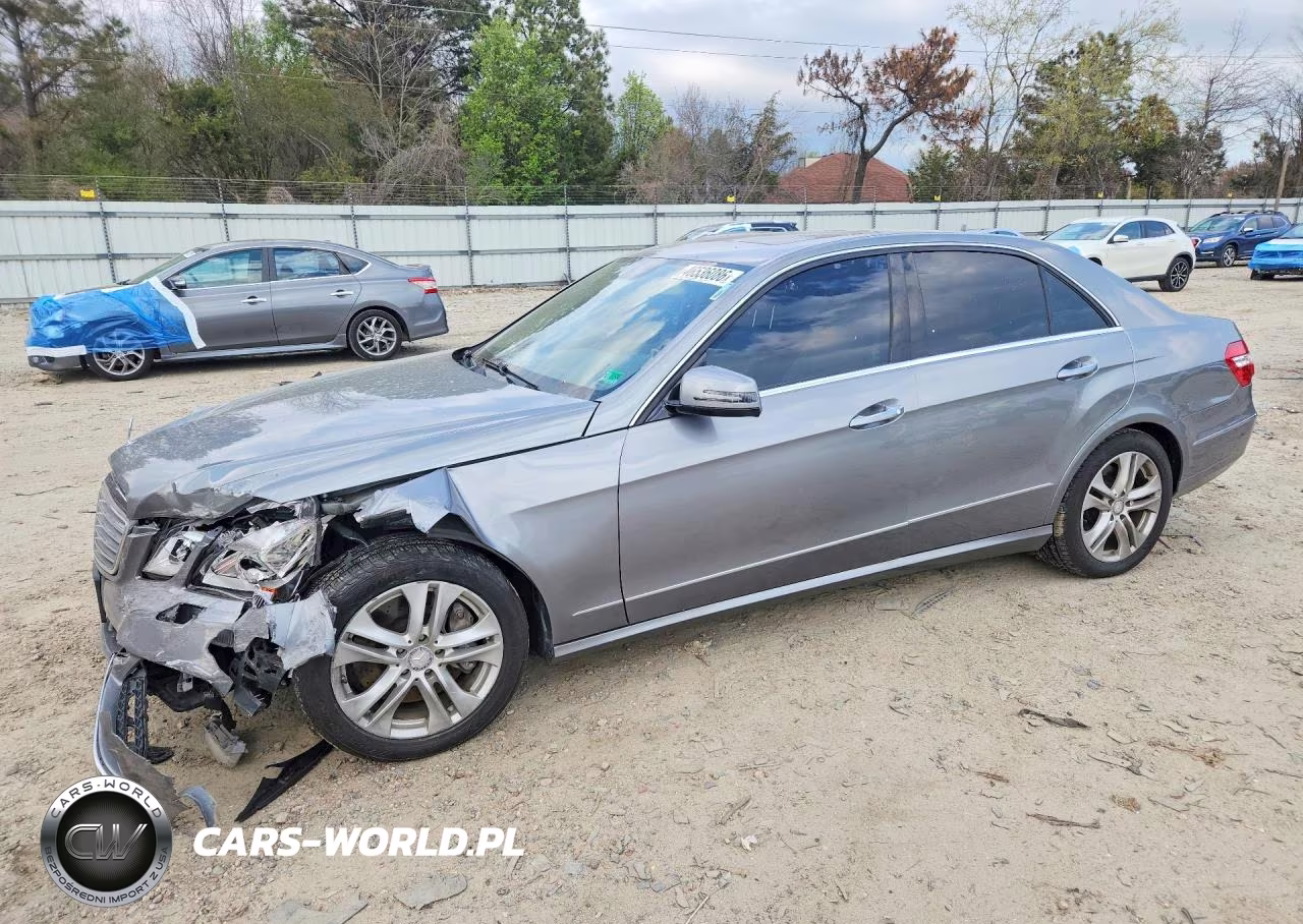 2011 Mercedes-Benz E 550 – zdjęcie 1 z 12