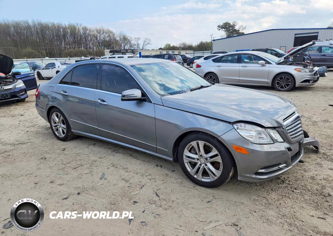 2011 Mercedes-Benz E 550 VIN:WDDHF7CB1BA322642 - 4